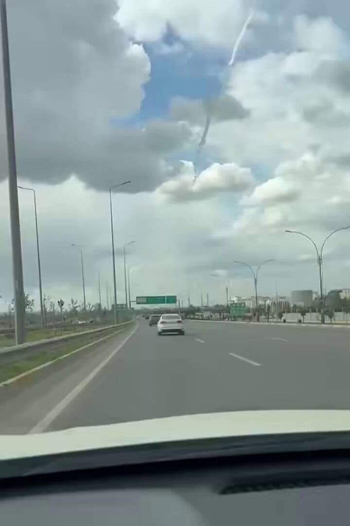 @Babak Taghvaee - The Crisis Watch: #Breaking: The #IRGC Aerospace Force is using its cruise missiles and short-range ballistic missiles to target U.S. military sites in #Erbil, Iraqi Kurdistan. Multiple impacts have been heard, while m