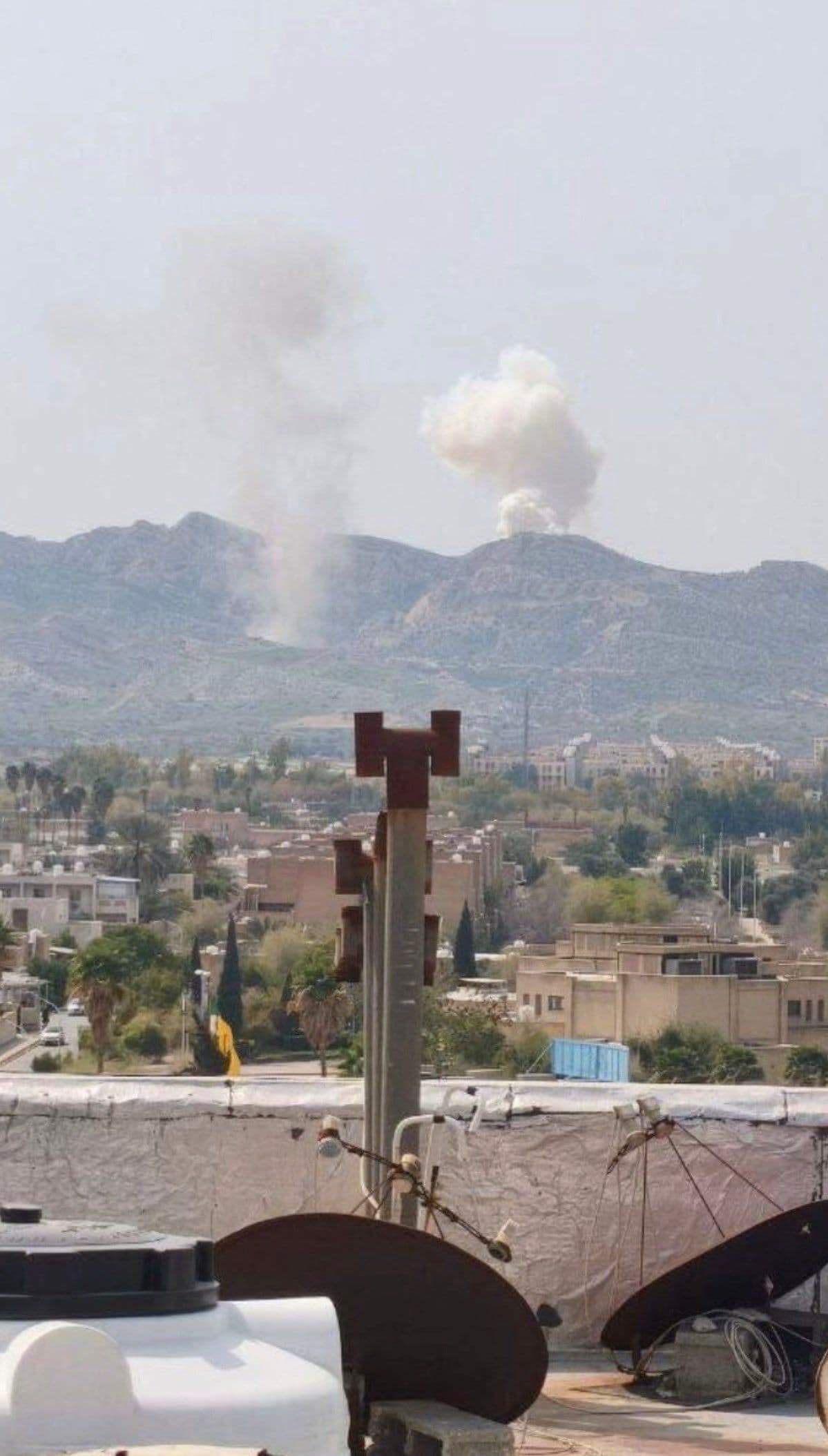 @𝐍𝐢𝐨𝐡 𝐁𝐞𝐫𝐠 🇮🇷 ✡︎: An IRGC missile base in Bushehr has been targeted.
This is great, but please eliminate all the mullahs too. We need this cancerous regime gone forever.
