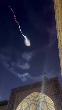 @Babak Taghvaee - The Crisis Watch: #Breaking: Just minutes ago, the #IRGC Aerospace Force launched what appears to be a Sejjil-2 solid-propelled intermediate-range ballistic missile at #Israel. It can be seen flying over #Iran on its w
