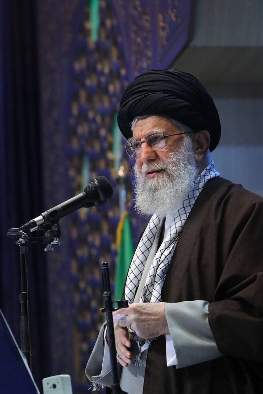 @Eli Afriat 🇮🇱: Since Iran claimed that we would see Ali Khamenei speaking in a few minutes, 7 hours have passed.😂
Anyone want to check what's going on with him?👀