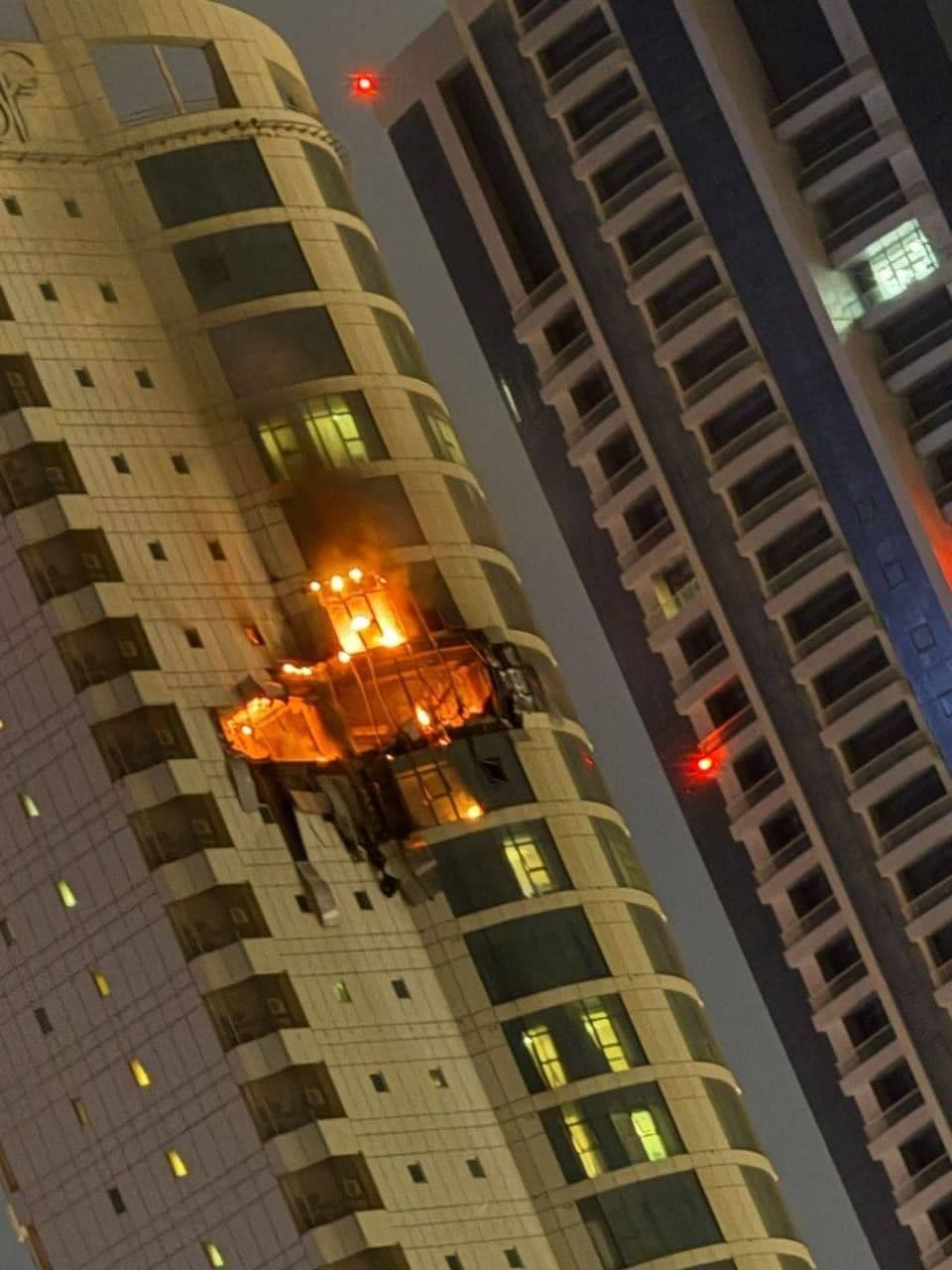 @Babak Taghvaee - The Crisis Watch: This image shows the aftermath of a Shahed-136 one-way attack drone strike by the #IRGC Aerospace Force on a high-rise building in #Manama, the capital city of #Bahrain.
It illustrates how the regime
