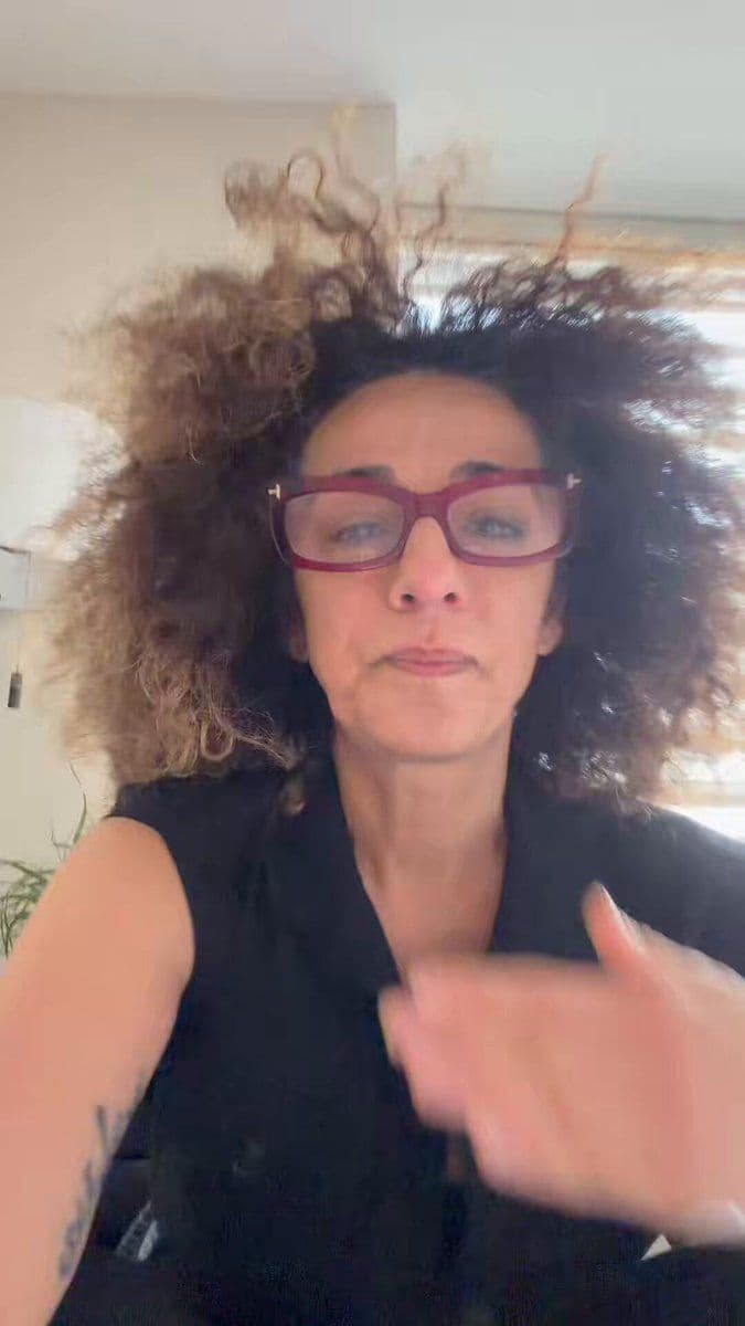@Masih Alinejad 🏳️: Finally, you’re dead finally, you’re gone @khamenei_ir
💃🏻💃🏻💃🏻🌻🌻🌻💃🏻💃🏻💃🏻
