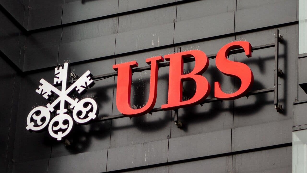 @Open Source Intel: UBS Wealth Management warns the Iran conflict is putting major market trades at risk, calling disruption in the Strait of Hormuz the critical factor.
Tanker traffic is already falling and even parti