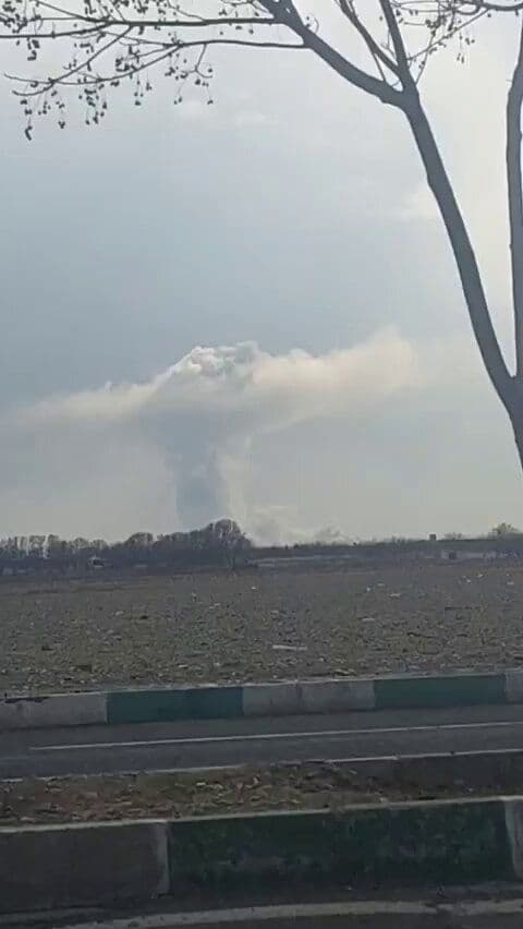@Babak Taghvaee - The Crisis Watch: #Breaking: The headquarters of the Self-Sufficiency Jihad and Industrial Research of the #IRGC Aerospace Force Ballistic Missile Command was targeted and destroyed by the #Israeli Air Force in Bid Kan