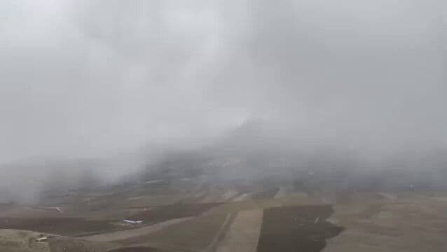 @Babak Taghvaee - The Crisis Watch: Today, the Israeli Air Force targeted a military base belonging to the IRGC Ground Forces in the city of Harsin in Kermanshah Province of Iran. In these two videos, you can see the airstrike against t
