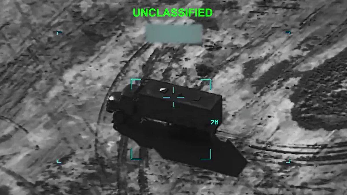 @Open Source Intel: Love these CENTCOM videos.
The Islamic regime trucks were transporting cruise missiles, anti ship missiles, and one way attack drones used by the IRGC Aerospace Force and Navy.
They don’t exist any