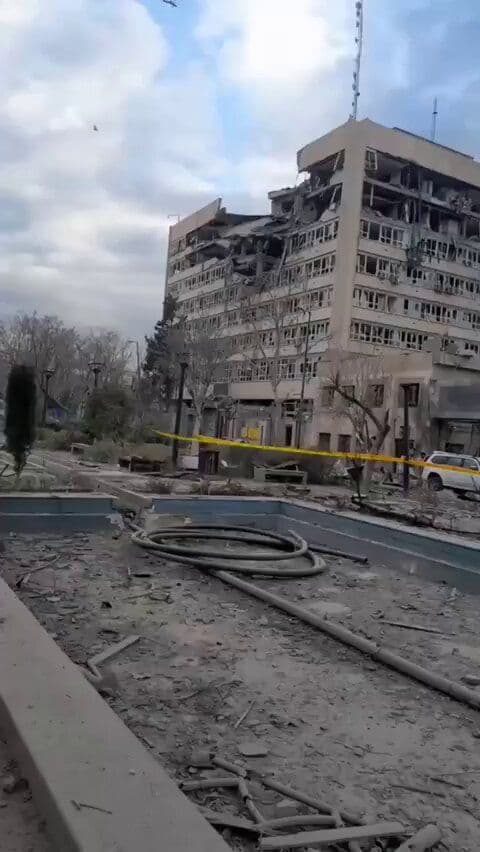 @Babak Taghvaee - The Crisis Watch: BREAKING: Aftermath of the Israeli airstrike on the central courthouse, police precinct, and other judicial and law-enforcement institutions of the Islamic regime of Iran near the Tehran Grand Bazaar