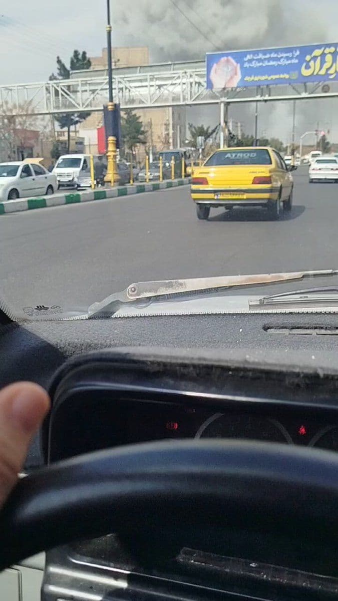 @Shin: @ ~ 0808Z
IRGC HQ in Qarchak (presumably 15 Khordad) was reportedly targeted
Tehran Province, #Iran
(Video via @Vahid)
(Coords ~ 35.4275, 51.575)