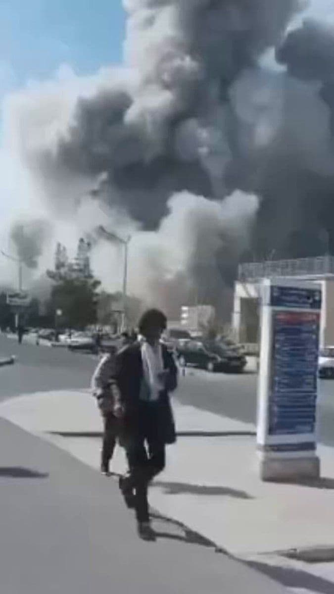 @𝐍𝐢𝐨𝐡 𝐁𝐞𝐫𝐠 🇮🇷 ✡︎: An IRGC base in Varamin, south of Tehran, was just levelled.
This base reportedly was very important. The regime would train foreign shia terrorists from Lebanon, Iraq, "Palestine" and Afghanistan he
