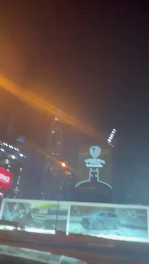 @Babak Taghvaee - The Crisis Watch: BREAKING: The IRGC Aerospace Force has just targeted an iconic skyscraper in Dubai, UAE, using a one-way attack drone. The 23-floor Marina residential skyscraper in Dubai was struck and is now on fire