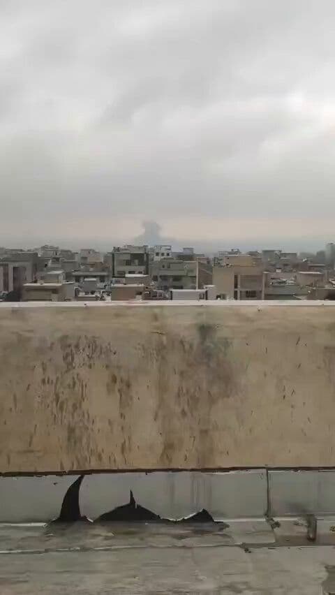 @Babak Taghvaee - The Crisis Watch: BREAKING: Today, the Israeli Air Force conducted an airstrike against the headquarters of the IRGC in the Nazarabad district of Karaj. They also targeted and destroyed a military base belonging to the