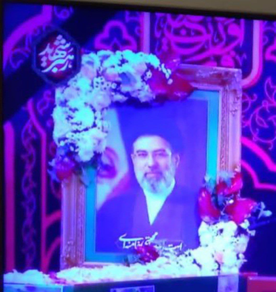 @𝐍𝐢𝐨𝐡 𝐁𝐞𝐫𝐠 🇮🇷 ✡︎: 🔴 Per Israeli C12:
Mojtaba Khamenei was severely injured, one of his legs has been amputated, and he may not even be consciously aware that he is the SL.