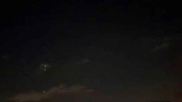 @Vahid Online: '#Isfahan 5:30'
Received video with description: 'Heavy bombardment of the IRGC armored barracks near Sepahanshahr'
Monday, March 8 #Iran