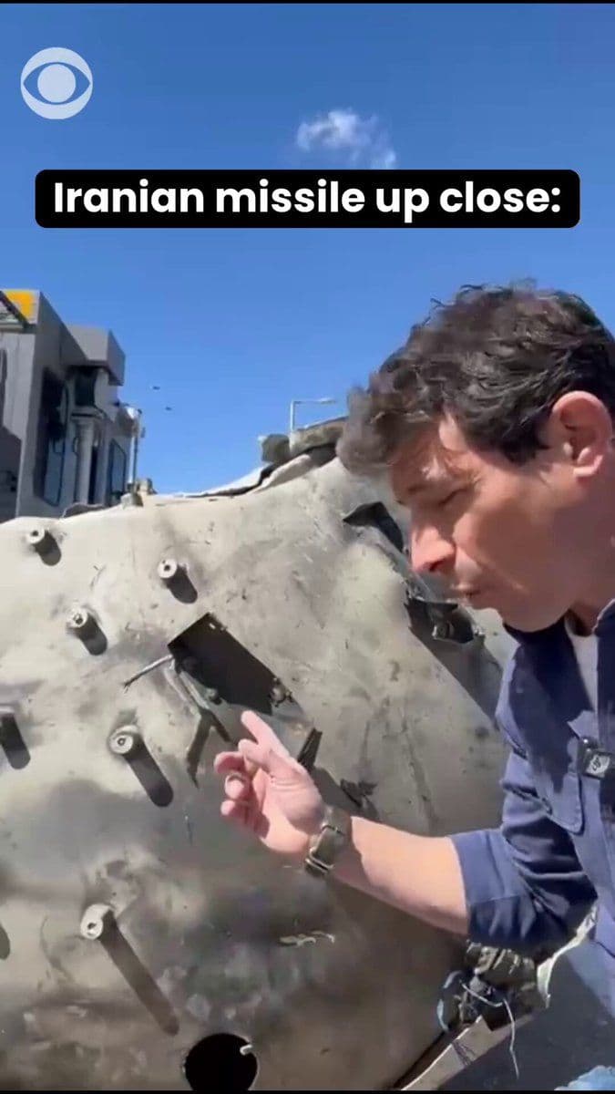 @🇮🇷LiveIranNews🇮🇱: 🚨🦀The Islamic terrorist regime leads in crimes against humanity everywhere.
CBS News reporter @CBSMATTGUTMAN stands next to the fuel tank of an Islamic terrorist regime missile that landed in Tel A