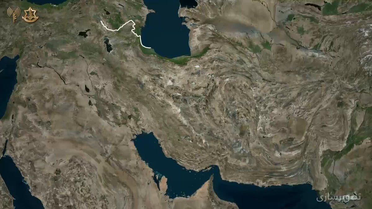 @🇮🇷LiveIranNews🇮🇱: 🚨 The powerful Israeli Defense Forces reported:
The Israeli Defense Forces targeted central headquarters where forces of the Iranian terrorist regime's security institutions were present.
Among the