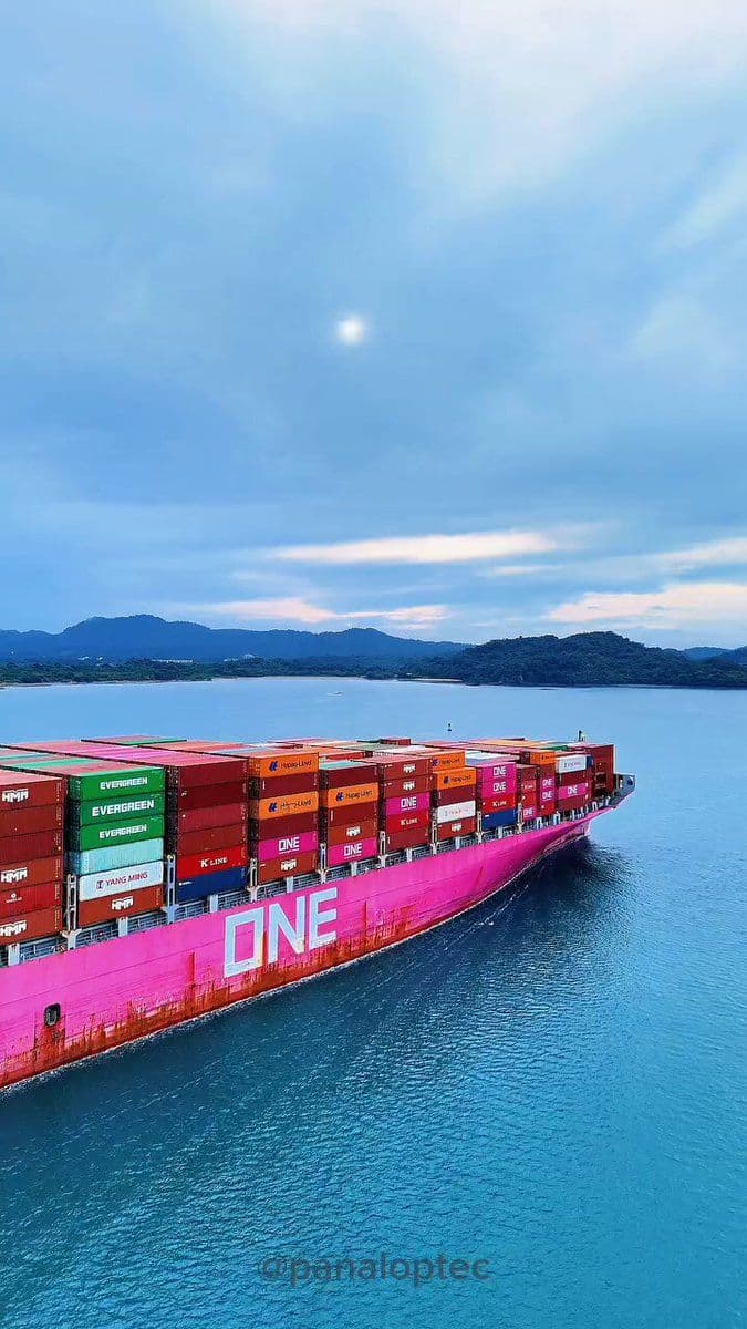@Visegrád 24: The Japanese-flagged container ship, One Majesty, was damaged yesterday in an Iranian attack near the Strait of Hormuz
🇯🇵