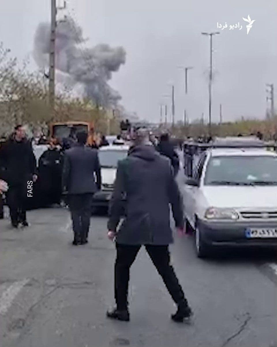 @RadioFarda|راديو فردا: 🔸Simultaneously with the holding of government-organized rallies to mark "Quds Day" on Friday, March 12, the Fars News Agency reported an attack on one of these rallies in Tehran by releasing a video