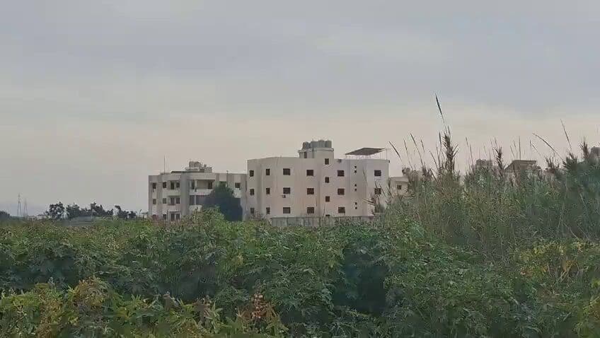 @Visegrád 24: The moment an Israeli airstrike hits a building in Al-Abbasiya, located in the Tyre district of southern Lebanon.
🇮🇱🇱🇧