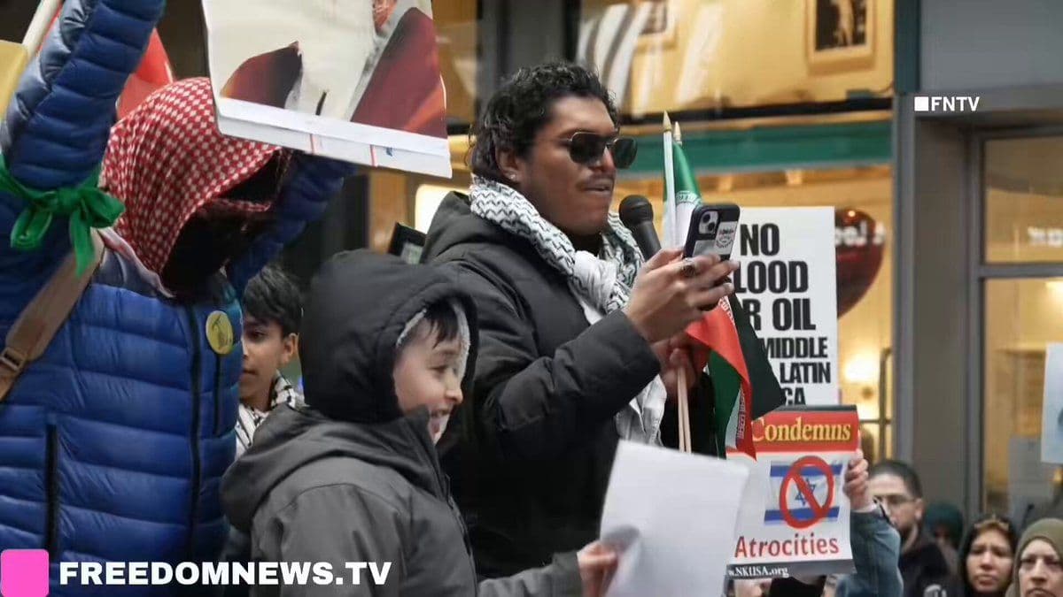 @Masih Alinejad 🏳️: Mehr Mamdani, once you said you were ready to arrest those who commit terror.
Well, here is the reality. Right now we have individuals openly praising terrorist organizations such as IRGC, Hamas, and