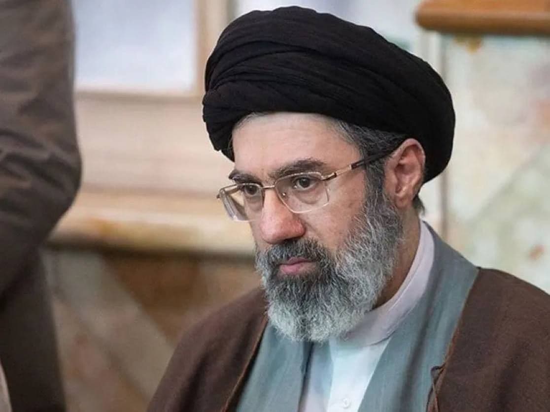 @Visegrád 24: The Kremlin declined to comment on a report by a Kuwaiti newspaper claiming that Iran’s new Supreme Leader is undergoing treatment in Moscow.
Yesterday, the Kuwaiti outlet Al Jarida, citing a source