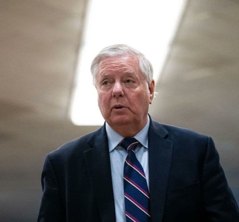 @Open Source Intel: U.S. Senator Lindsey Graham (R-SC):
"To our allies in Europe and throughout the Middle East: If you don’t believe Iran with a nuclear weapon would eventually be your war – you have missed a lot.
Th