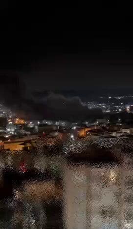 @🇮🇷LiveIranNews🇮🇱: 🚨Bombing of Tehran Campus at 03:15 AM / Reports indicate an air strike in this area of eastern Tehran in the middle of the night.