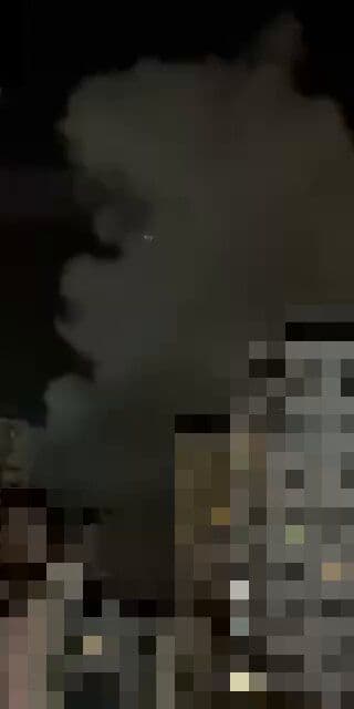 @Vahid Online: Received video with audio: 'At 3:10 a.m., the northern Tehran Basij base in Kamranieh was hit 7-8 times'
Early Tuesday, March 26
#Iran #Tehran