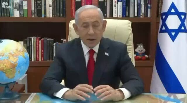 @🇮🇷LiveIranNews🇮🇱: 🚨🇮🇱🦀Your Excellency Netanyahu:
We have taken out Ali Larijani and the commander of the Basij.
We are destabilizing this regime, in the hope of giving the people of Iran an opportunity to overthr