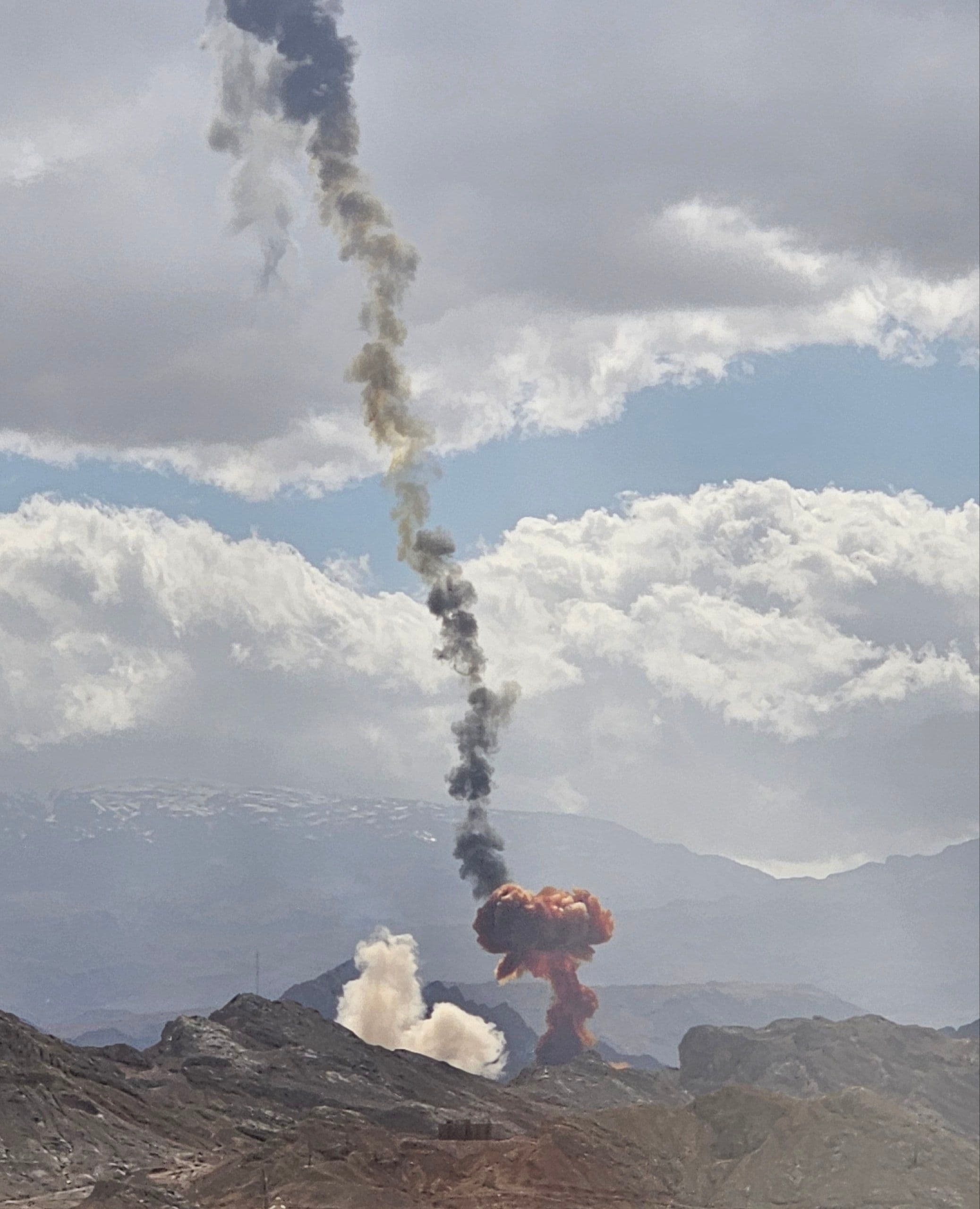 @مملکته: Yazd, 14:19, Friday, March 20, 2026
The moment of missile launch from the IRGC Aerospace Force's underground missile base beneath the mountains behind Koohsatan Park in Yazd city.
From the first da