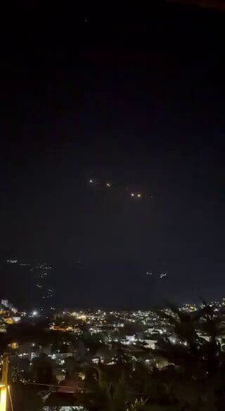 @Babak Taghvaee - The Crisis Watch: BREAKING: Video recorded tonight in Kelardasht in northern Iran shows an Israeli fighter jet dispensing flares as it was fired upon by a heat-seeking surface-to-air missile. The Israeli Air Force is c