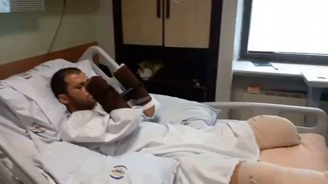 @𝐍𝐢𝐨𝐡 𝐁𝐞𝐫𝐠 🇮🇷 ✡︎: This IRGC aerospace terrorist lost both hands and both feet after an airstrike hit a launchpad he was operating.
One month they massacre tens of thousands of Iranian civilians.
The next month they