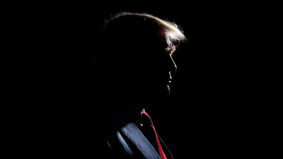 @𝐍𝐢𝐨𝐡 𝐁𝐞𝐫𝐠 🇮🇷 ✡︎: 🔴 Donald Trump just now:
"If Iran doesn’t FULLY OPEN, WITHOUT THREAT, the Strait of Hormuz, within 48 HOURS from this exact point in time, the United States of America will hit and obliterate their