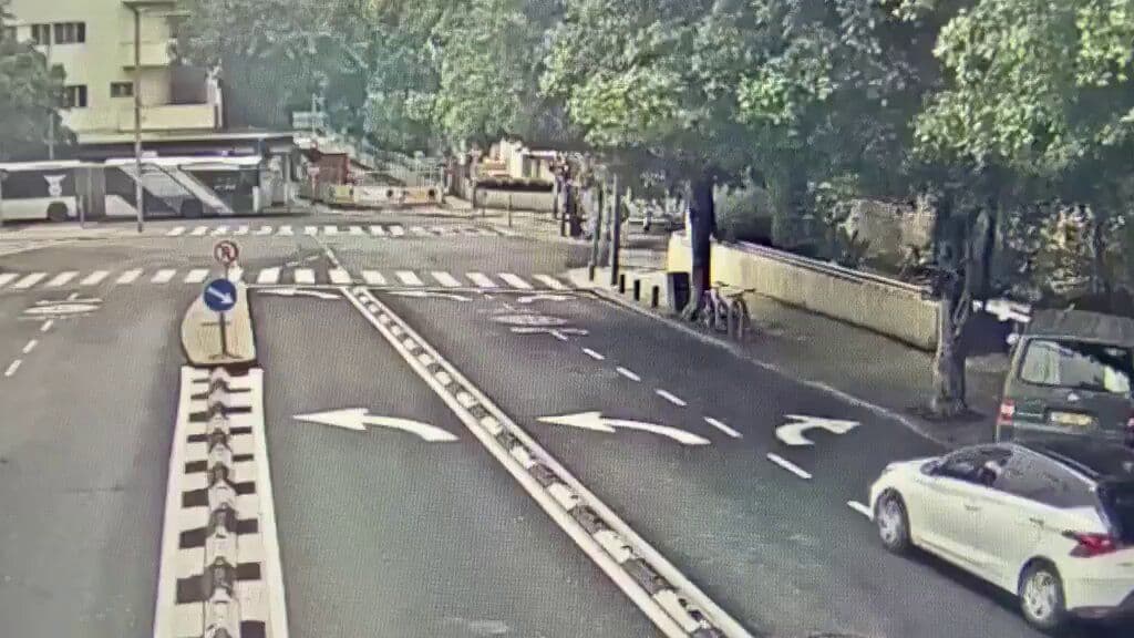 @Babak Taghvaee - The Crisis Watch: BREAKING: CCTV footage shows one of the cluster munitions released from the warhead section of a Khorramshahr-2, -3, or -4 ballistic missile of the IRGC Aerospace Force striking an intersection in Tel