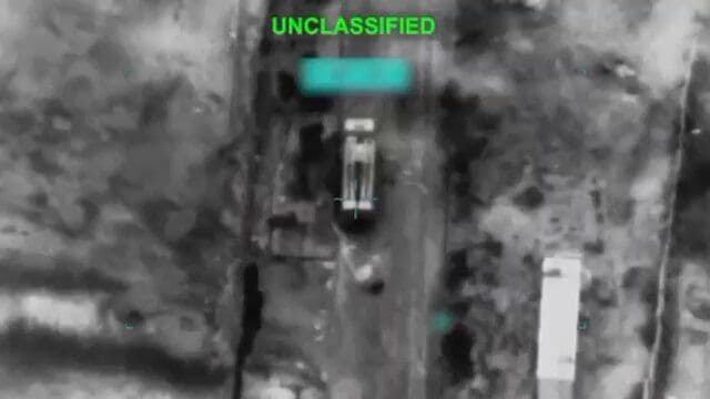 @Eli Afriat 🇮🇱: 🚨🇺🇸🇮🇷 CBS Report: US Has Not Changed Plans to Deploy Thousands of Marines to Middle East
Meanwhile, US Military Broadcasts Business as Usual with Documentary Hits on Iranian Targets.