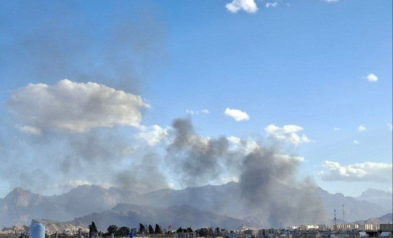@Shin: 1245Z
Airstrikes on Kouhestan Missile Site,
Yazd, #Yazd Province, #Iran
(Via @Vahid)
https://x.com/hey_itsmyturn/status/2037511820513018117