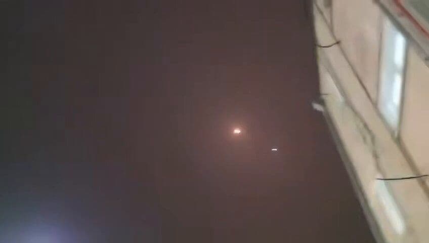 @Babak Taghvaee - The Crisis Watch: BREAKING: Tonight, the IRGC Aerospace Force conducted another retaliatory ballistic missile strike on Tel Aviv, the largest city of Israel. As usual, the ballistic missile passed through the air defen