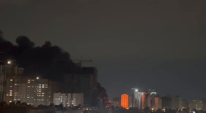 @مملکته: Tehran, District 22
Saturday, Farvardin 8
21:13
They struck Kuhak three times
Message: This is the same cyber air defense barracks of the IRGC Aerospace Force, and they've struck its other sh