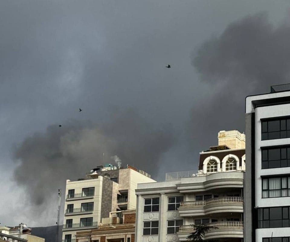 @Babak Taghvaee - The Crisis Watch: BREAKING: At 07:20 local time, two explosions were reported in Zaferaniyeh, Tehran, as the Israeli Air Force targeted an area above Niyazadeh, likely the Shahid Chamran camp, a Basij facility. The bla