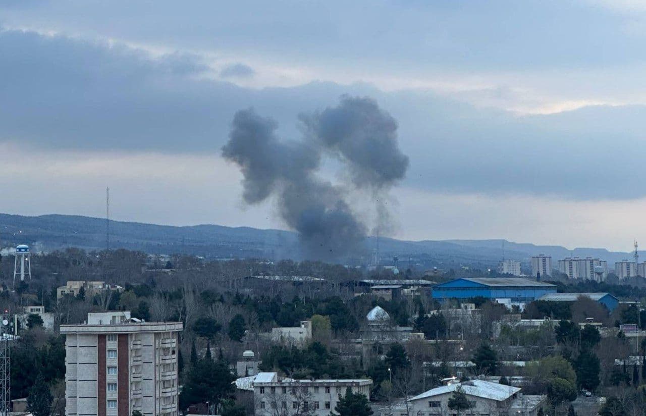 @Babak Taghvaee - The Crisis Watch: BREAKING: At 06:35 local time on Sunday, a single explosion was reported at an Iranian MODAFL facility along Babayi Highway in Tehran as a result of the Israeli airstrikes.
#OperationEpicFury #Opera