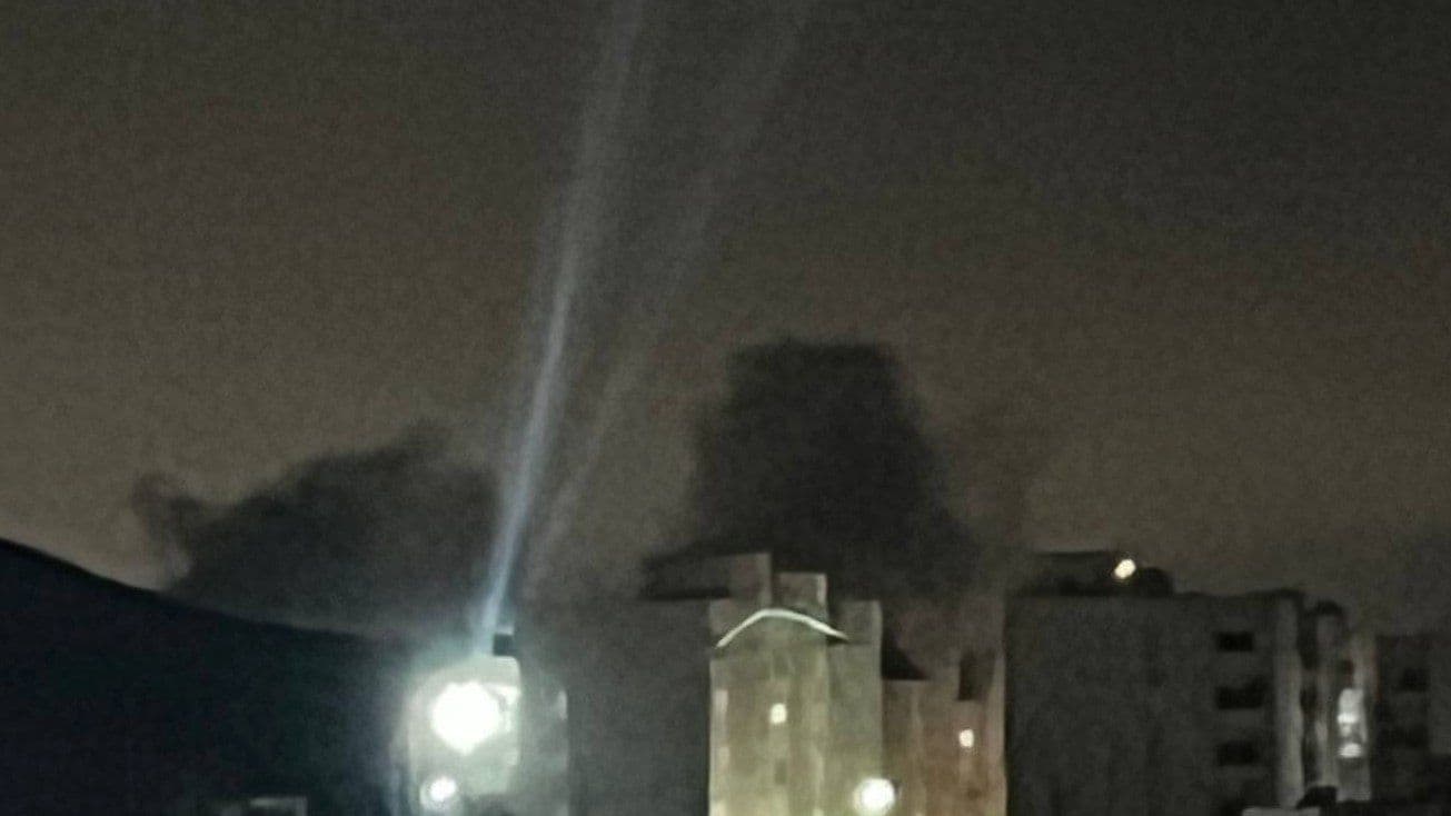 @Babak Taghvaee - The Crisis Watch: BREAKING: A new wave of Israeli airstrikes targeted Tehran and Karaj in Iran tonight, with a coordinated series of impacts reported between 21:22 and 21:26 local time (March 30).
In Tehran, multiple