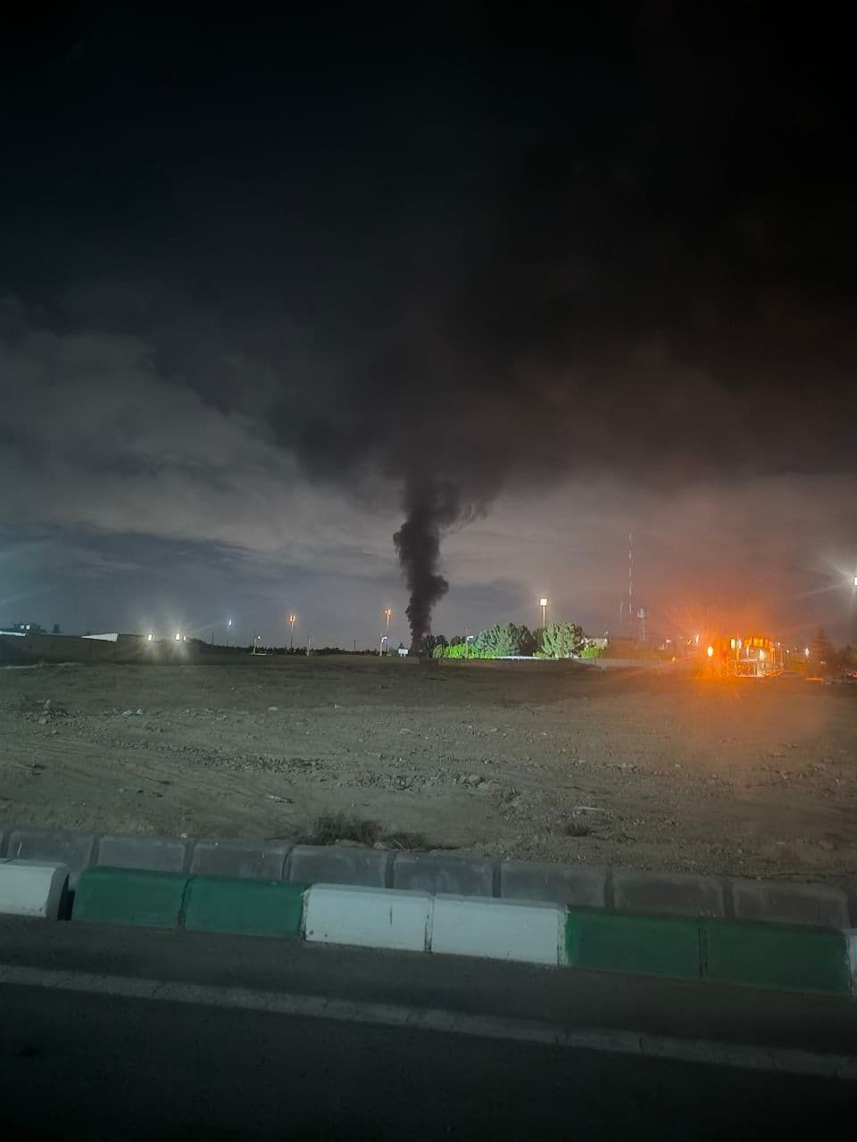 @Babak Taghvaee - The Crisis Watch: BREAKING: Received images show a column of black smoke rising in southern Tehran following the sound of fighter jets heard at 19:10—aftermath of an Israeli or U.S. airstrike.
Source: VahidOnline
#Op
