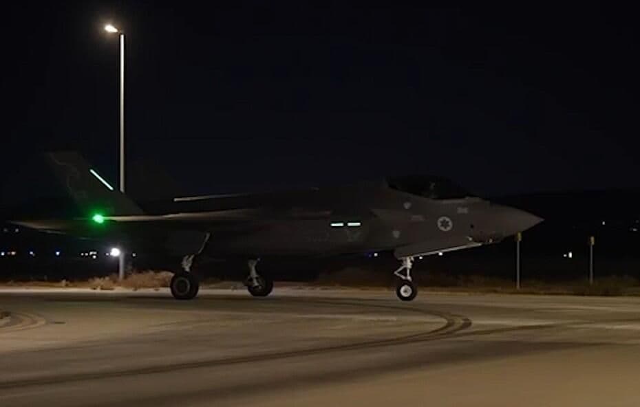 @Babak Taghvaee - The Crisis Watch: BREAKING: Despite announcements by the United States and the Islamic regime of Iran regarding a ceasefire deal brokered with the help of Pakistan, the situation is escalating as the Israeli Air Force