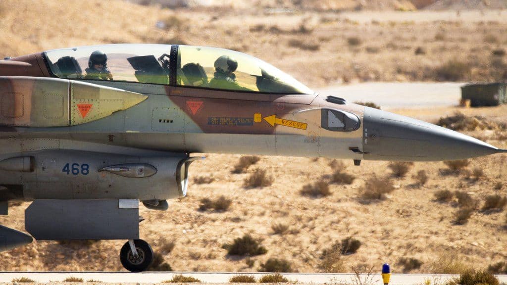 @Babak Taghvaee - The Crisis Watch: BREAKING: Israeli fighter jets are now conducting airstrikes in Tehran, the capital city of Iran.
Incoming reports indicate heavy air defense activity in eastern Tehran:
10:45 – Intense air defense
