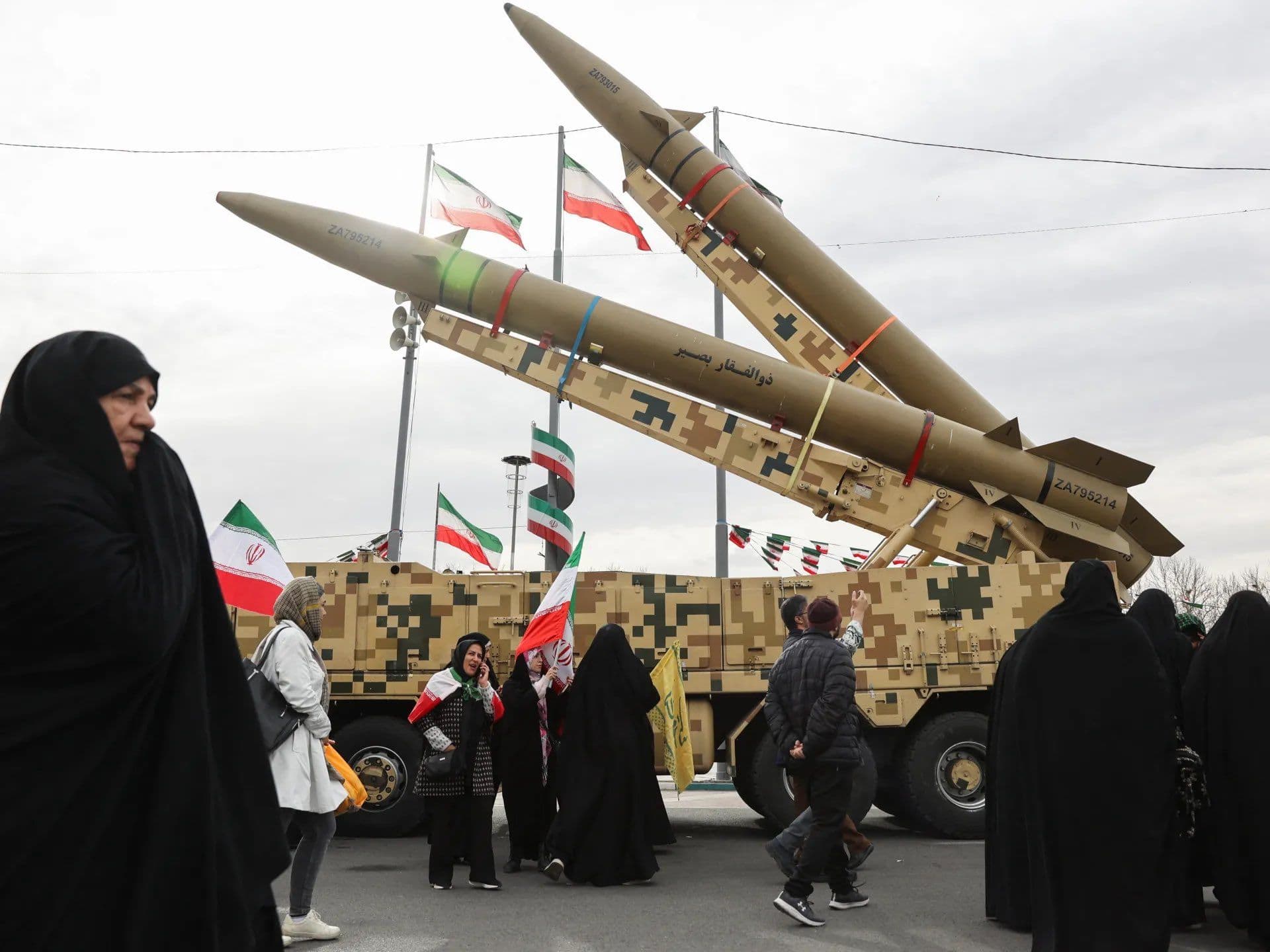 @Visegrád 24: BREAKING:
Iran will withdraw from the ceasefire if Israel continues fighting against the Hezbollah terrorist organization.
The information comes from the IRGC-controlled Tasnim news agency, which sa