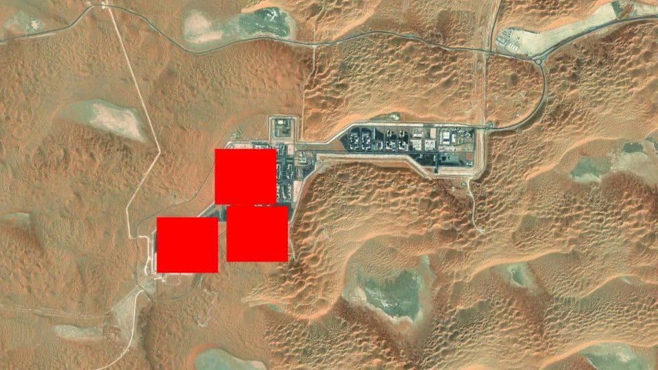 @Babak Taghvaee - The Crisis Watch: BREAKING: NASA’s Fire Information for Resource Management System (FIRMS) shows the UAE’s Mahdan Bateen Liwa oil refinery on fire as a result of today’s Iranian retaliatory missile strike.
The facilit