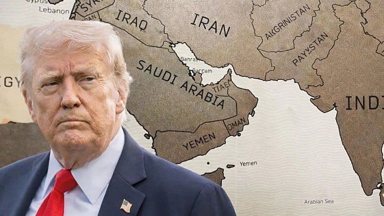 @Eli Afriat 🇮🇱: 🚨🇺🇸🇮🇷BREAKING: Trump declares blockade of the Strait of Hormuz.
“Our Navy will now block any ship attempting to enter or exit the Strait of Hormuz”.