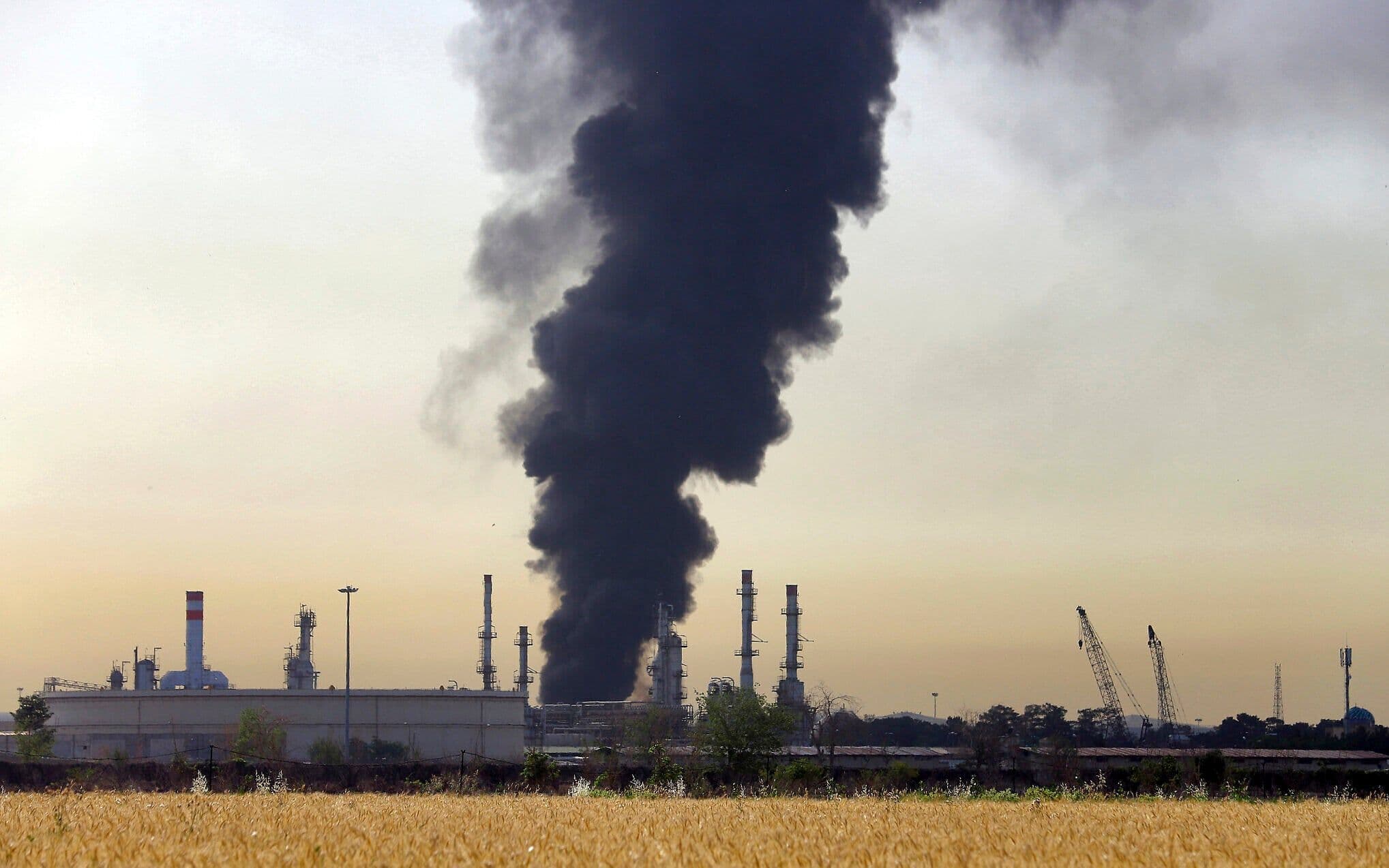 @Babak Taghvaee - The Crisis Watch: BREAKING: Yesterday, the Israeli domestic intelligence agency (Shin Bet, or Shabak) arrested an Israeli woman who was acting as the eyes of the IRGC intelligence organization in Haifa. She was assisti