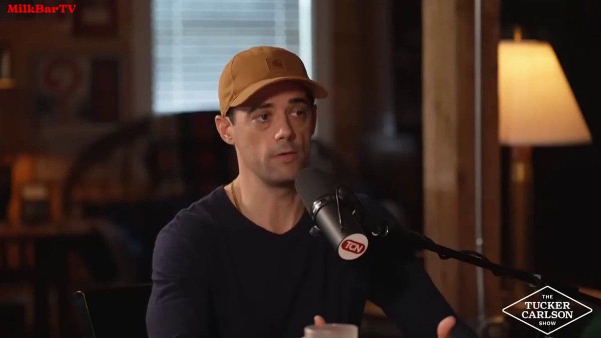 @Open Source Intel: My friend @TheMilkBarTV has compiled footage of podcaster Tucker Carlson, who has recently been going on rants praising Sharia law.
A strange phenomenon.