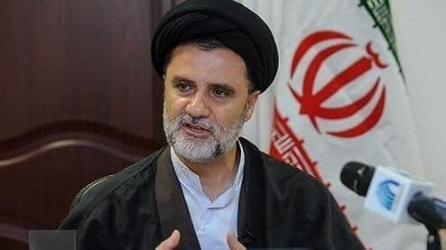 @Open Source Intel: JUST IN 🔴
Iran parliament member Mahmoud Nabavian: Ships can pass by paying tolls.
“With the retreat of the evil US regime and acceptance of a ceasefire in Lebanon, some commercial ships will be a
