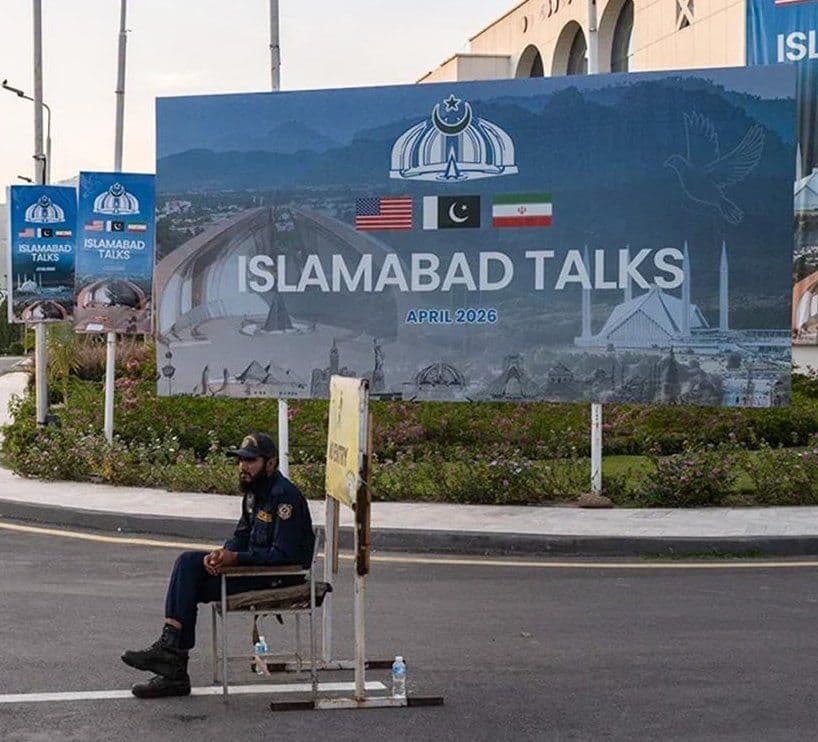 @🇮🇷LiveIranNews🇮🇱: ⚡🇺🇸🦀 بستن دوباره تنگه هرمز در اوج بنبست مذاکرات؛ نمایش شکست و استیصال رژیم تروریستی جمهوری اسلامی/خبرگزاری تروریستی تسنیم به نقل از نهادهای مرتبط گزارش داد که رژیم تروریستی جمهوری اسلامی تاکنون با